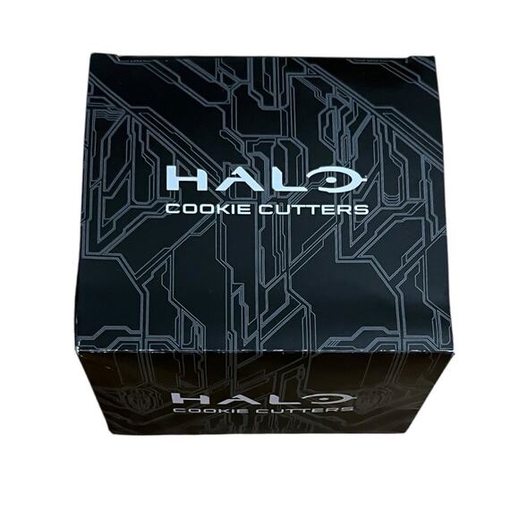 Halo Studios Xbox Microsoft 4 Cookie Cutter Baking Set Master Chief Helmet - Picture 6 of 8